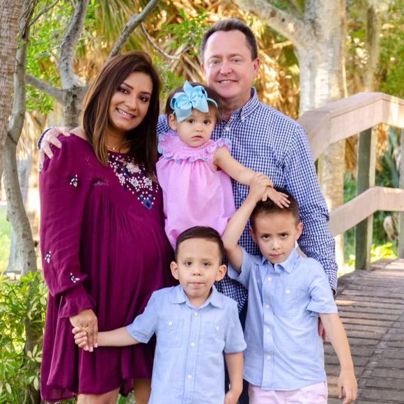 Meet your Posher, Jazmin - Picture 1 of 1